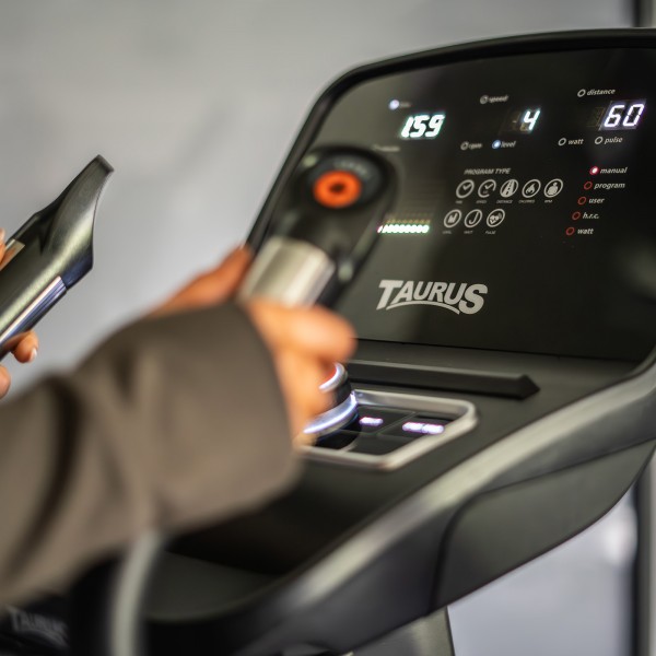 taurus X9.9 treadmill