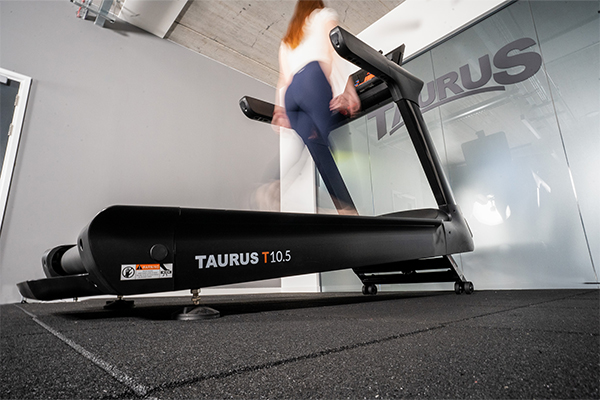 taurus t10.5 pro treadmill